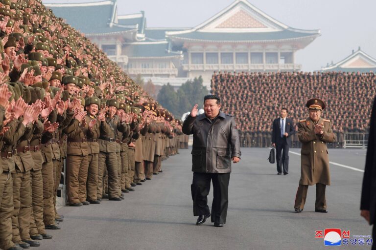 Coreia do Norte testa lançadores de mísseis nucleares